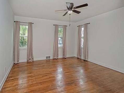 413 Charles Avenue New Kensington PA 15068