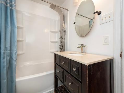 413 Charles Avenue New Kensington PA 15068