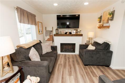 824 Ridge Road Centerville PA 15417