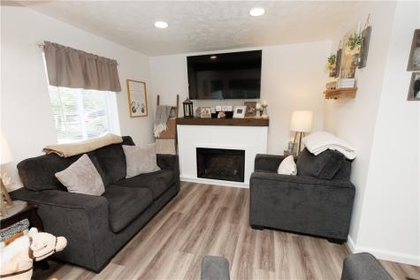 824 Ridge Road Centerville PA 15417