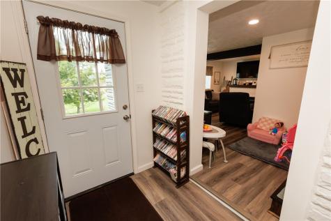 824 Ridge Road Centerville PA 15417