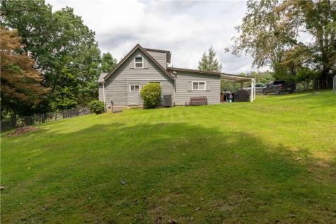 824 Ridge Road Centerville PA 15417