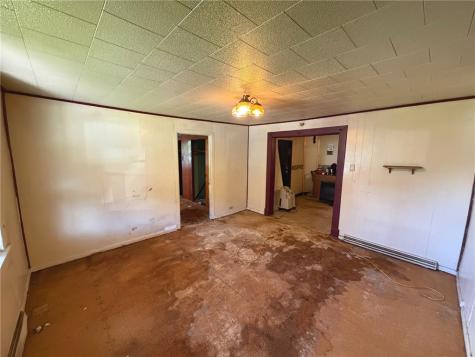 11 Kepple Road Hyde Park PA 15656