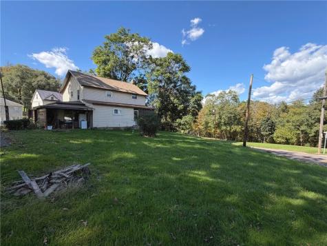 11 Kepple Road Hyde Park PA 15656