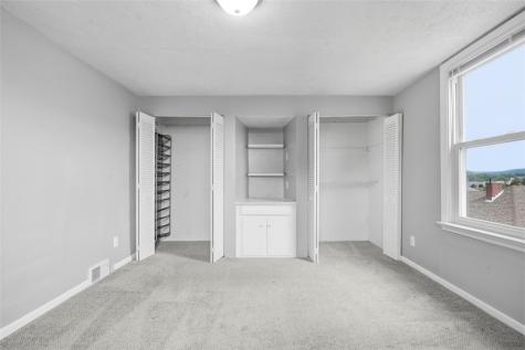 636 1/2 Fifth Avenue Coraopolis PA 15108