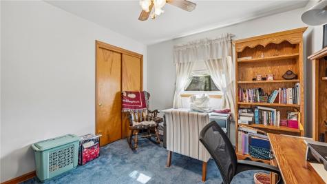 5805 Daniel Drive Hermitage PA 16148