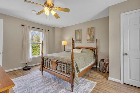 351 Profio Road Cecil PA 15057