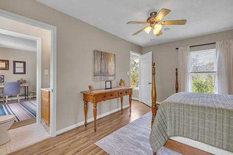 351 Profio Road Cecil PA 15057
