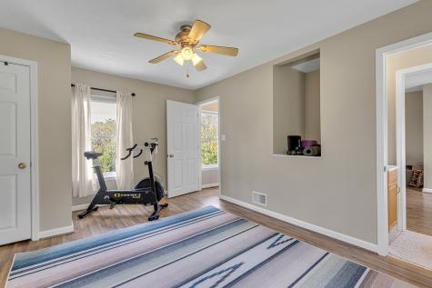351 Profio Road Cecil PA 15057