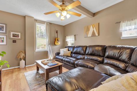 351 Profio Road Cecil PA 15057