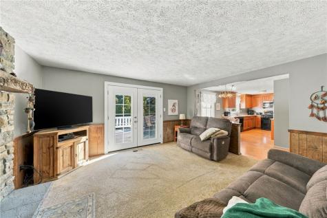 140 Slatewood Court Bethel Park PA 15102