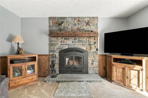 140 Slatewood Court Bethel Park PA 15102