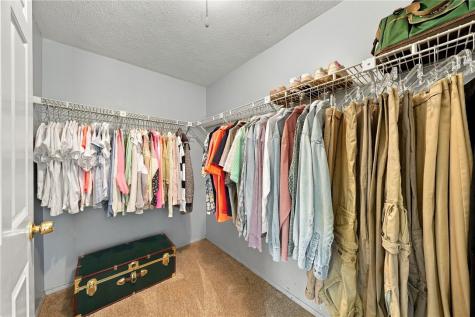 140 Slatewood Court Bethel Park PA 15102