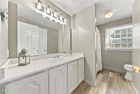 140 Slatewood Court Bethel Park PA 15102