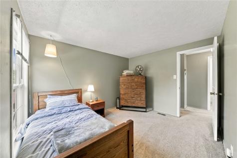 140 Slatewood Court Bethel Park PA 15102