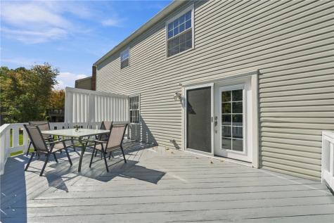 140 Slatewood Court Bethel Park PA 15102