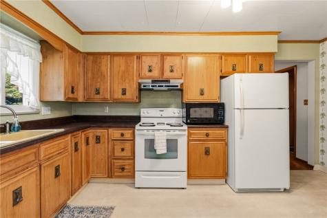 457 Longvue Drive New Kensington PA 15068