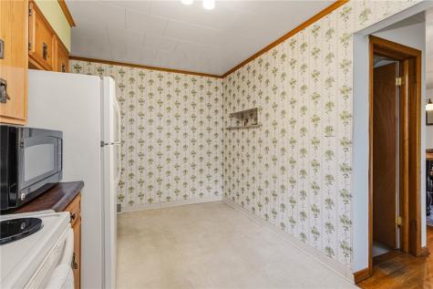 457 Longvue Drive New Kensington PA 15068