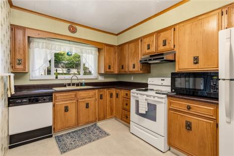 457 Longvue Drive New Kensington PA 15068