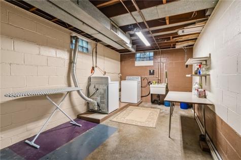 457 Longvue Drive New Kensington PA 15068