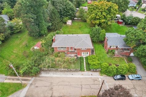 457 Longvue Drive New Kensington PA 15068