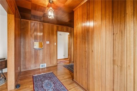 457 Longvue Drive New Kensington PA 15068