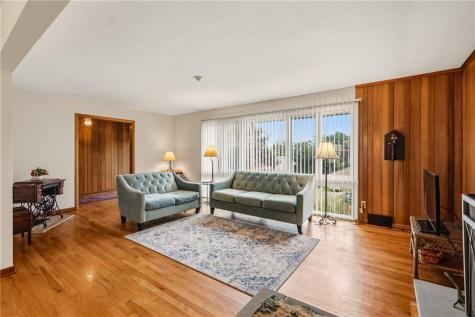 457 Longvue Drive New Kensington PA 15068