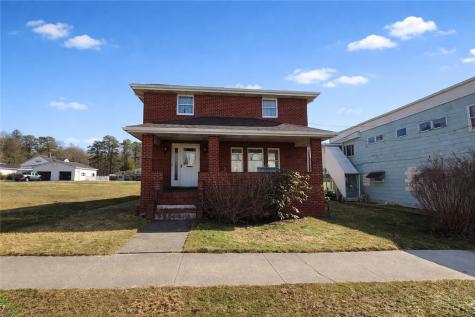 404 Indiana Avenue Avonmore PA 15618