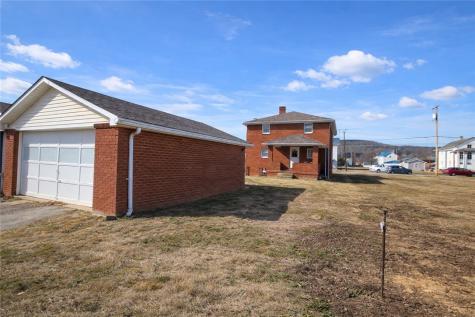 404 Indiana Avenue Avonmore PA 15618
