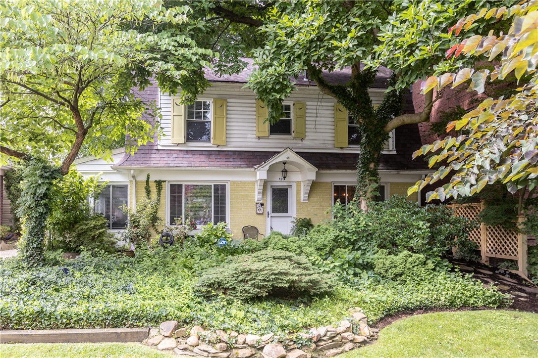 120 Maple Avenue Edgewood PA 15218