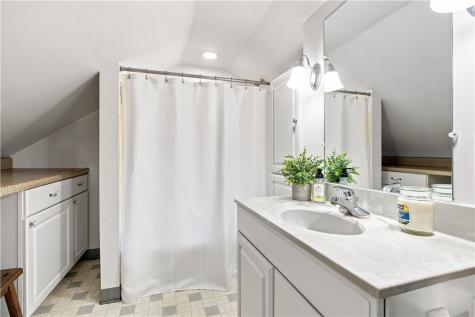 120 Maple Avenue Edgewood PA 15218