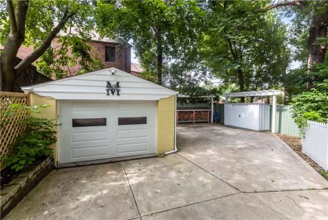 120 Maple Avenue Edgewood PA 15218