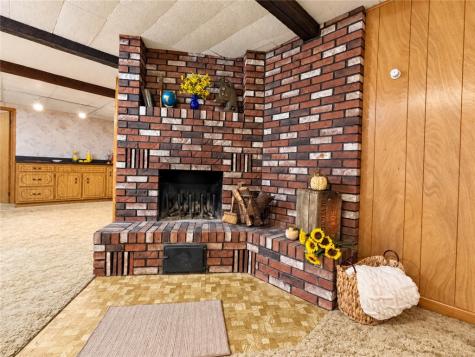 321 Comanche Drive Rostraver PA 15012