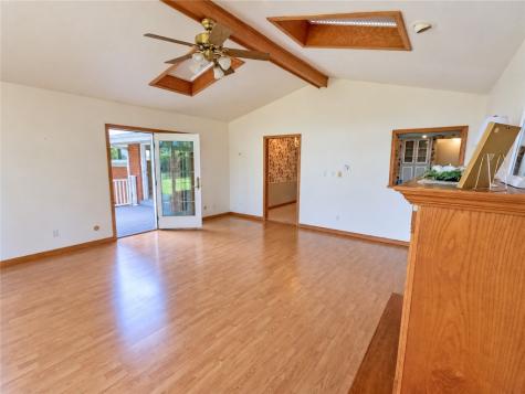 321 Comanche Drive Rostraver PA 15012