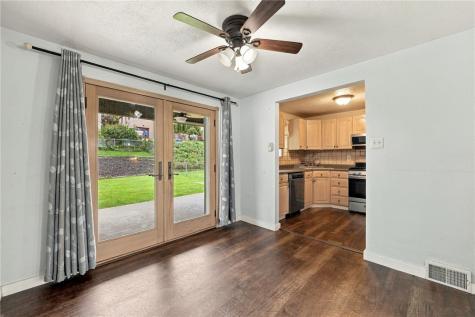 2270 Glenbury Street Overbrook PA 15234