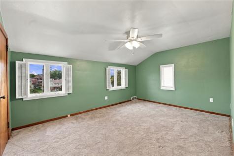 2270 Glenbury Street Overbrook PA 15234