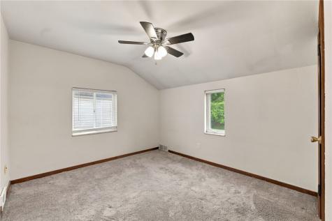 2270 Glenbury Street Overbrook PA 15234
