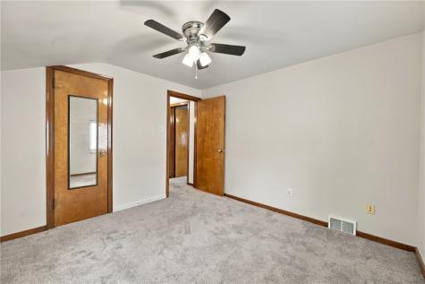 2270 Glenbury Street Overbrook PA 15234