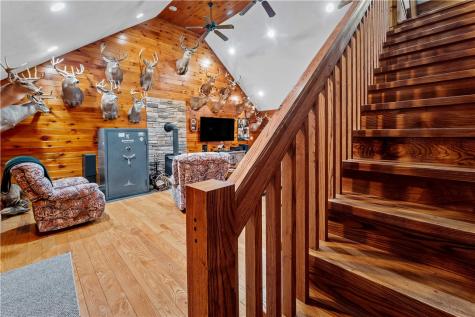 121 Apple Street Springfield Township PA 15469
