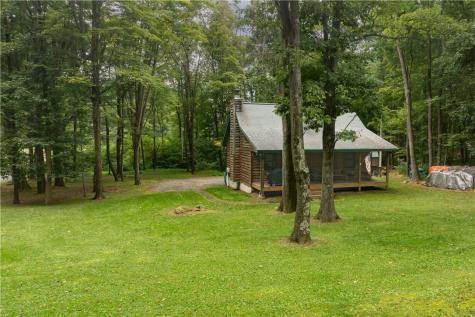 121 Apple Street Springfield Township PA 15469