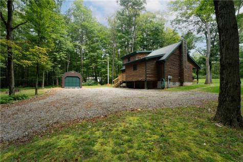 121 Apple Street Springfield Township PA 15469