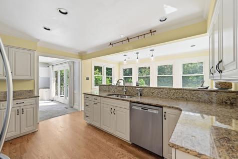 2689 Timberglen Drive Franklin Park PA 15090