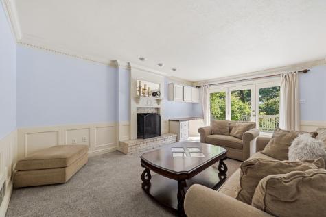 2689 Timberglen Drive Franklin Park PA 15090