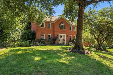 2689 Timberglen Drive Franklin Park PA 15090