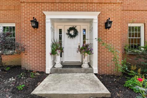 2689 Timberglen Drive Franklin Park PA 15090