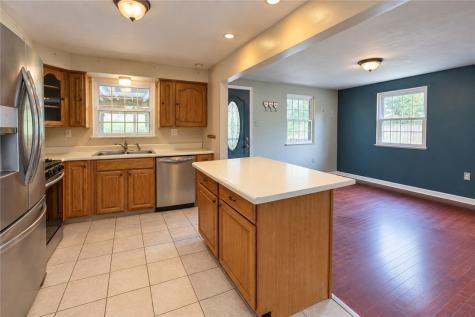 19 Hillcrest Avenue Burgettstown Boro PA 15021