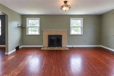 19 Hillcrest Avenue Burgettstown Boro PA 15021