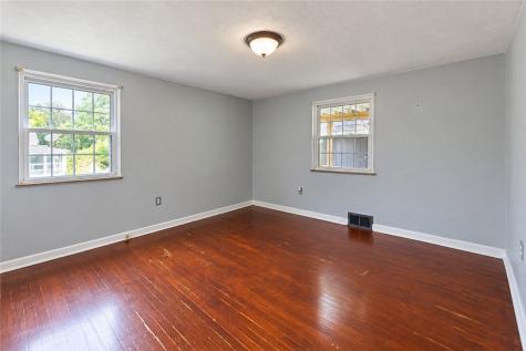 19 Hillcrest Avenue Burgettstown Boro PA 15021
