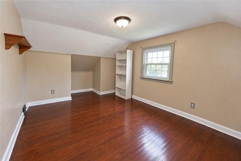 19 Hillcrest Avenue Burgettstown Boro PA 15021