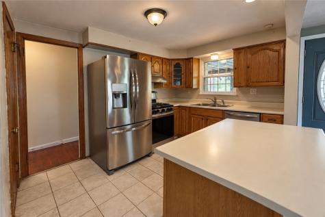 19 Hillcrest Avenue Burgettstown Boro PA 15021